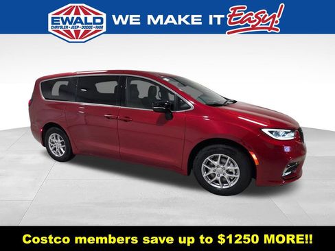 New 2026 Chrysler Pacifica Select FWD image 20