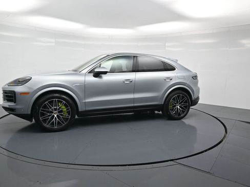 New 2026 Porsche Cayenne E-Hybrid Coupe image 2