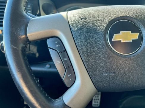 Used 2014 Chevrolet Silverado 2500 LT w/ Z71 Appearance Package AWD/4WD image 22