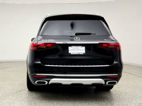Used 2024 Mercedes-Benz GLS 450 4MATIC image 6