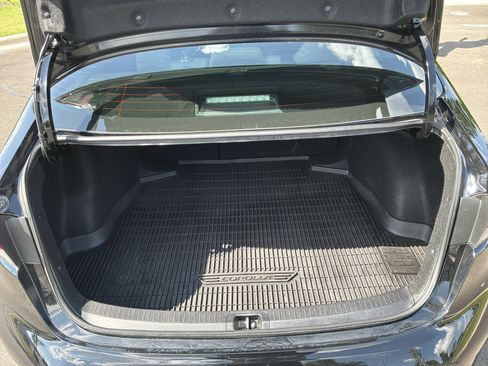 Used 2024 Toyota Corolla SE FWD image 31