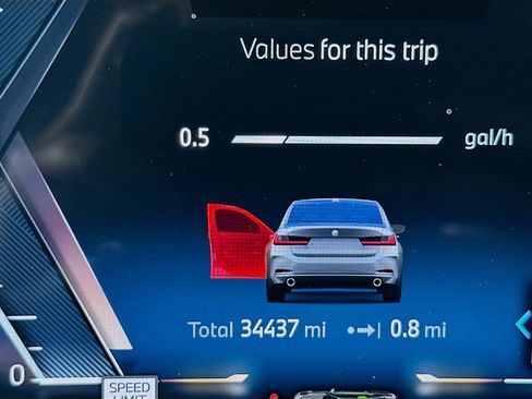 Used 2025 BMW 330i Sedan image 19