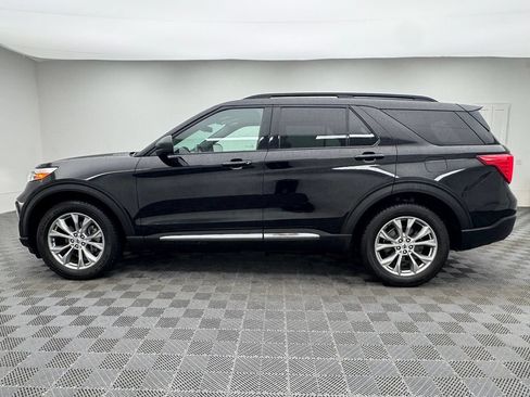 Used 2020 Ford Explorer XLT w/ Equipment Group 202A AWD/4WD image 11