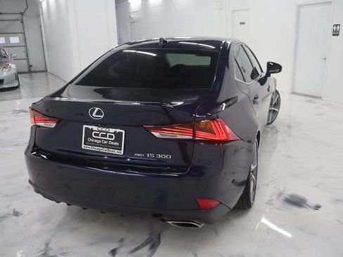 Used 2018 Lexus IS 300 AWD w/ Comfort Package image 7