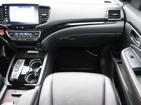 Used 2021 Honda Ridgeline Black Edition image 36