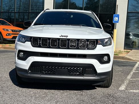 New 2026 Jeep Compass Latitude image 2