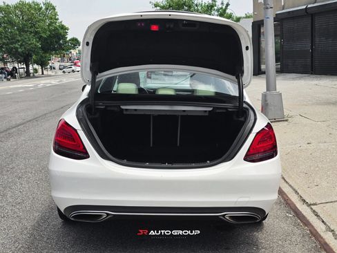 Used 2019 Mercedes-Benz C 300 4MATIC Sedan image 37