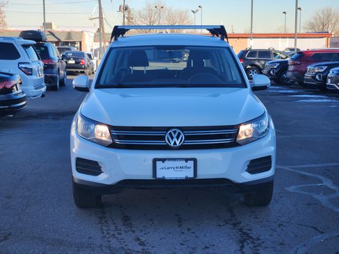 Used 2018 Volkswagen Tiguan Limited image 9