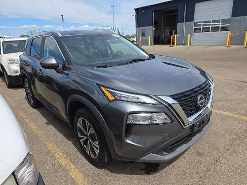 Used 2023 Nissan Rogue SV w/ SV Premium B Package AWD/4WD image 2