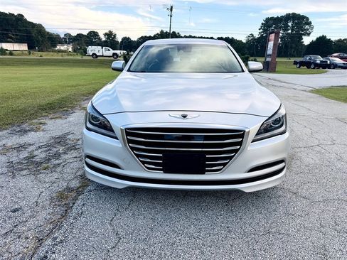 Used 2017 Genesis G80 3.8 image 2