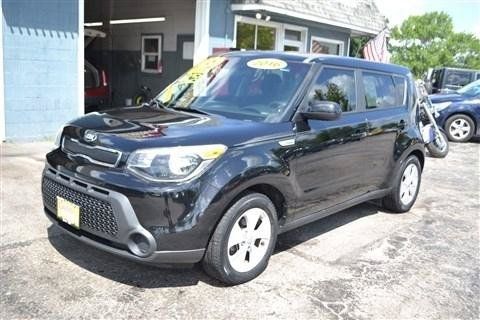 Used 2016 Kia Soul w/ Convenience Package FWD image 2