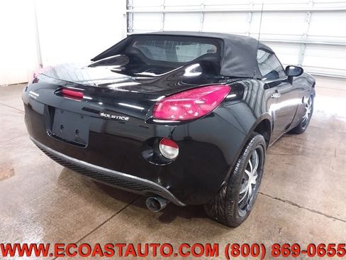 Used 2006 Pontiac Solstice Convertible w/ Premium Package image 3