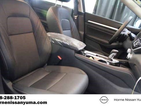 New 2025 Nissan Altima 2.5 SR w/ SR Premium Package image 6