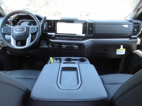 Used 2026 GMC Sierra 1500 SLT AWD/4WD image 12