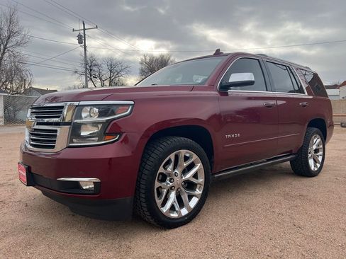 Used 2017 Chevrolet Tahoe Premier AWD/4WD image 3