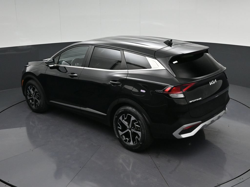 Used 2024 Kia Sportage EX FWD image 16