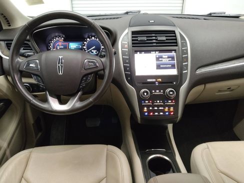 Used 2017 Lincoln MKC Reserve image 22