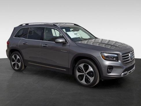 Certified 2025 Mercedes-Benz GLB 250 4MATIC image 13