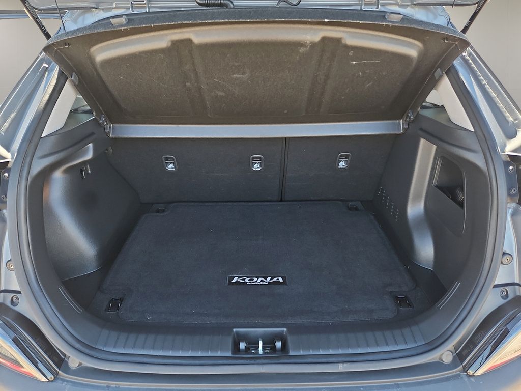 Used 2023 Hyundai Kona SEL w/ Cargo Package FWD image 12