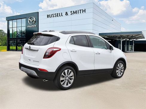 Used 2019 Buick Encore Preferred image 4