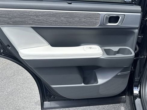 New 2026 Hyundai Santa Fe Limited FWD image 22