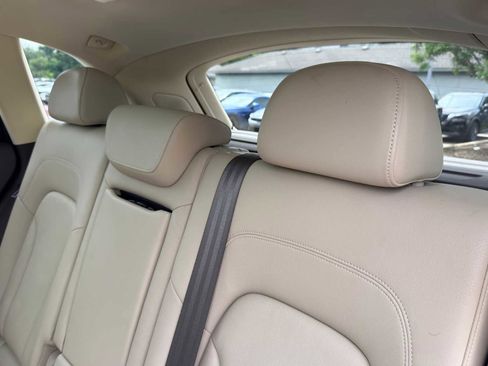 Used 2013 Audi Q5 3.0T Prestige AWD/4WD image 30