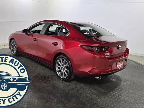 Used 2023 MAZDA MAZDA3 s image 5