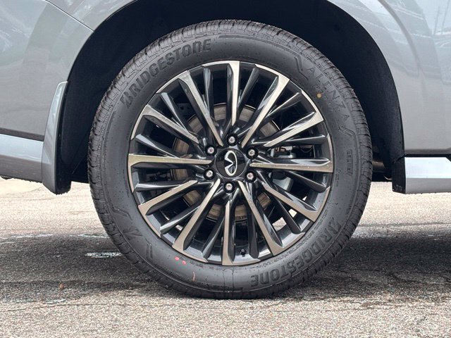 New 2027 INFINITI QX80 Autograph AWD/4WD image 3