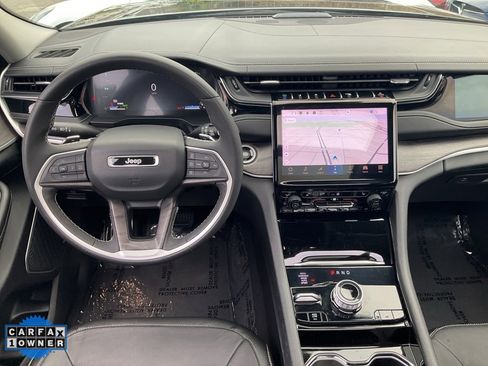 Used 2022 Jeep Grand Cherokee Limited 4xe image 36