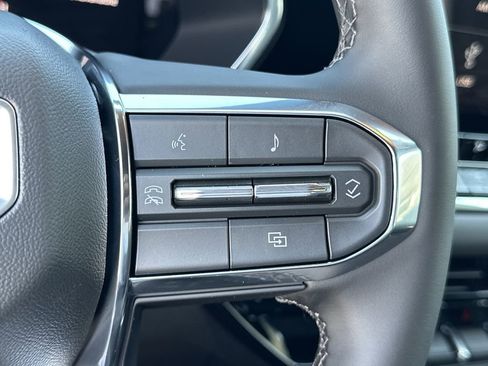 New 2026 GMC Canyon Elevation w/ Convenience Package image 12