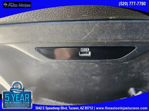 Used 2017 Chrysler Pacifica Touring-L Plus w/ Advanced Safetytec Group image 27