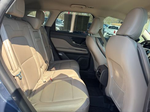 Used 2022 Lincoln Corsair FWD w/ Equipment Group 101A image 17