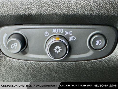 Used 2020 Chevrolet Traverse RS w/ LPO, Floor Liner Package FWD image 10