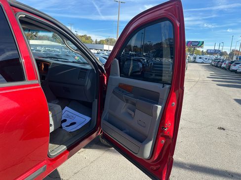 Used 2006 Dodge Ram 1500 Truck SLT image 9