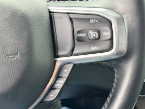 Used 2022 RAM 1500 Laramie AWD/4WD image 25
