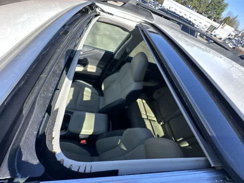 Used 2020 Subaru Outback Limited image 6