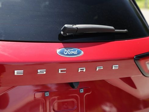 Certified 2023 Ford Escape ST-Line Elite w/ Premium Technology Package AWD/4WD image 30