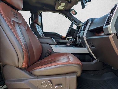 Used 2018 Ford F150 King Ranch w/ Equipment Group 601A Luxury RWD image 20