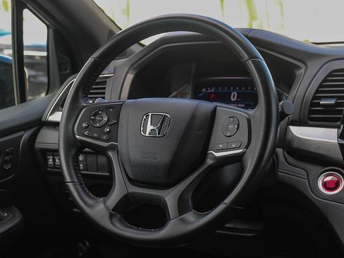 Certified 2023 Honda Odyssey Sport image 16