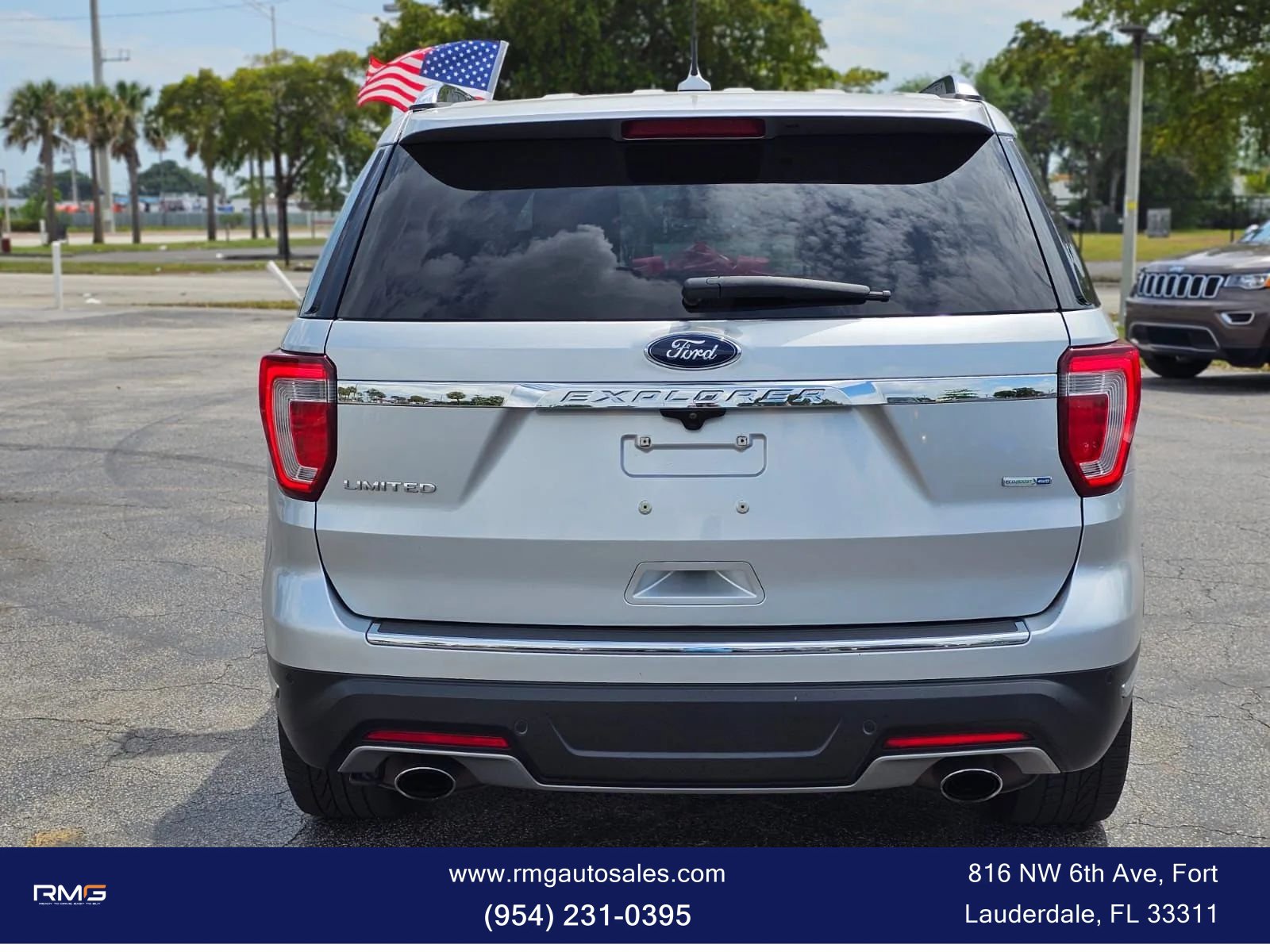 Used 2019 Ford Explorer Limited w/ Ford Safe & Smart Package AWD/4WD image 6