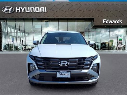 New 2026 Hyundai Tucson SE image 11
