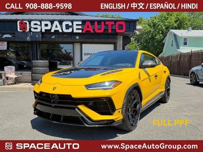 Used 2023 Lamborghini Urus Performante