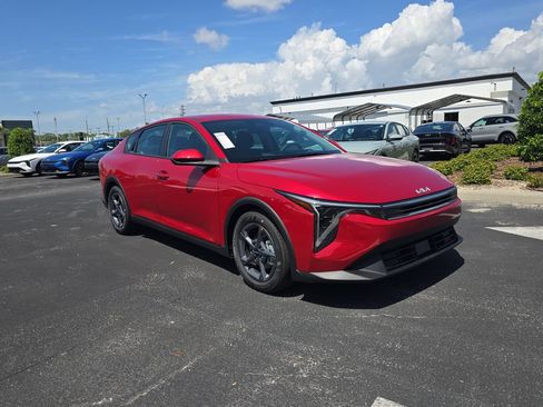 New 2026 Kia K4 FWD image 2