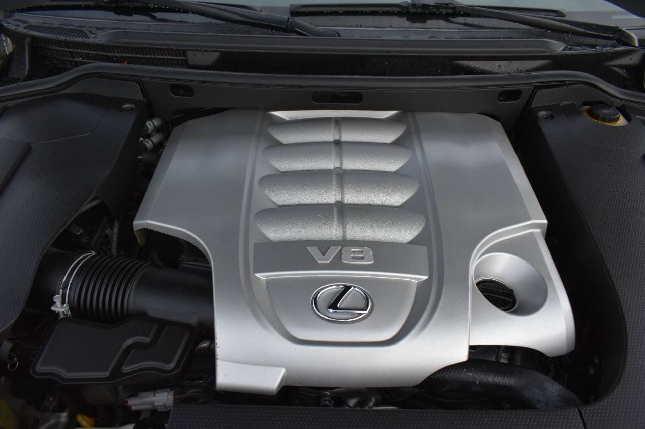 Used 2013 Lexus LX 570 4WD w/ Luxury Pkg image 54