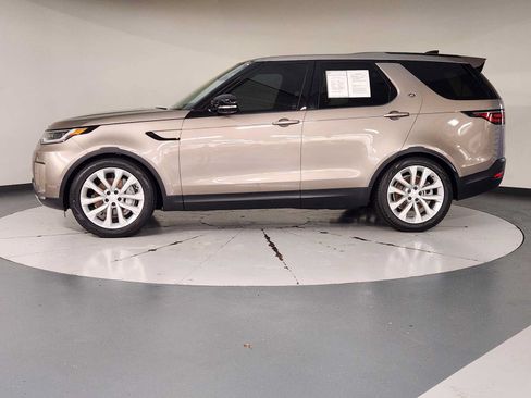 Used 2026 Land Rover Discovery S AWD/4WD image 5