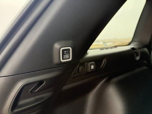 New 2025 Jeep Grand Cherokee Laredo image 11