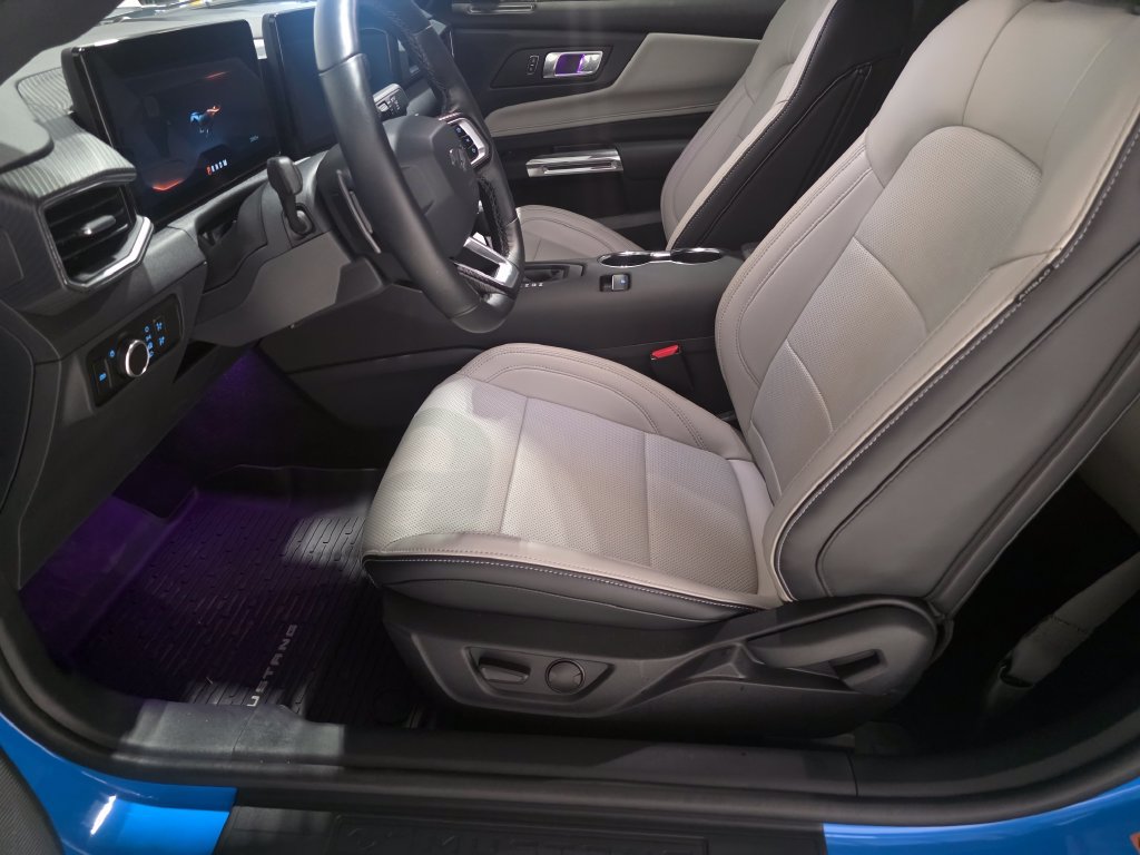 Used 2026 Ford Mustang GT Premium RWD image 14