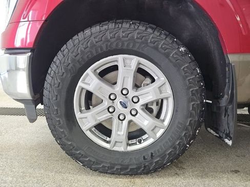 Used 2022 Ford F150 Lariat image 10