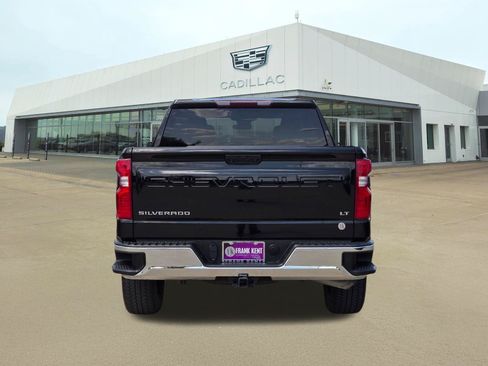 Used 2023 Chevrolet Silverado 1500 LT AWD/4WD image 5