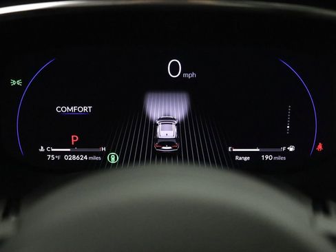 Certified 2023 Acura MDX SH-AWD w/ Technology Package image 2